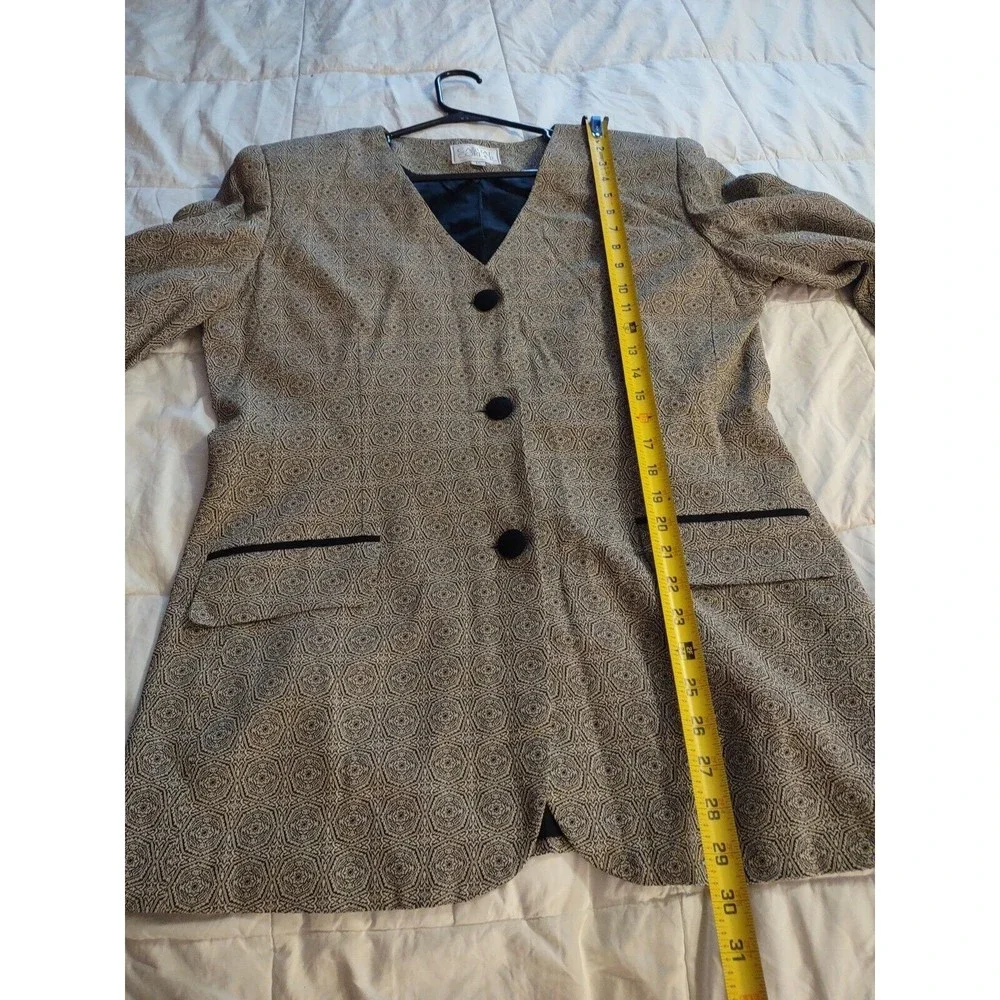 Casual Corner Dress Jacket Size 14 Gray Black Accent Button and Pocket Trim - Picture 6 of 8